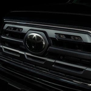 Toyota Tacoma LED Grill Light Kit - ORACLE Lighting - Pre-Runner Style - Tinted Lens - `16-`20